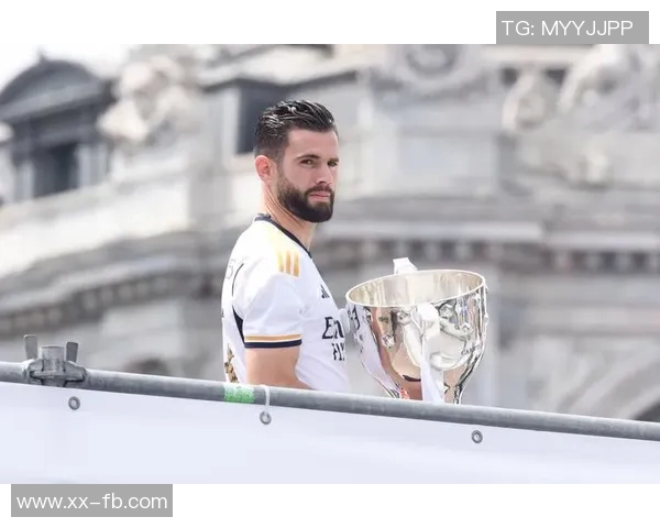 纳乔庆祝36岁生日前皇马队友拉莫斯社交媒体送上温馨祝福与合影