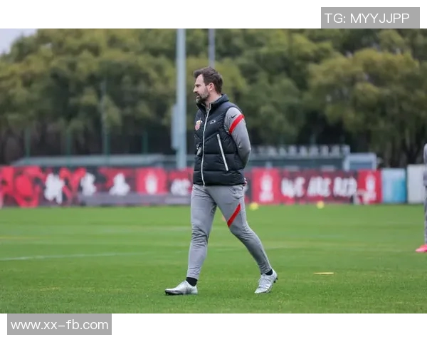 巴迪亚西勒谈新帅战术适合球队目标全力争冠 巴迪亚西勒谈新帅战术适合球队目标全力争冠